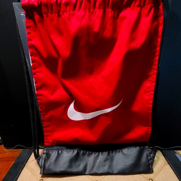 Nike Drawstring backpack - Picture 4 of 7